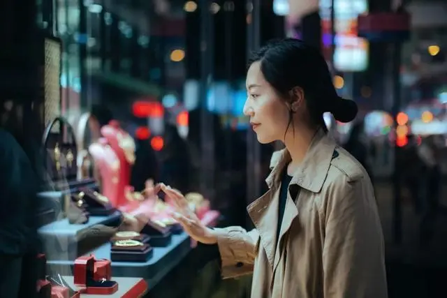 钻石价格暴跌